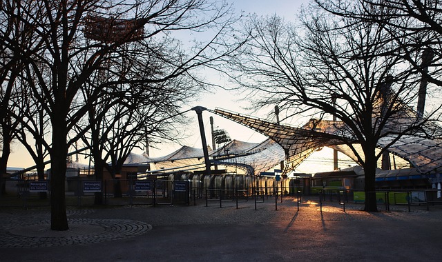 中抽离的人 中抽离的人