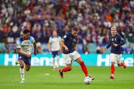 的带动下 的带动下